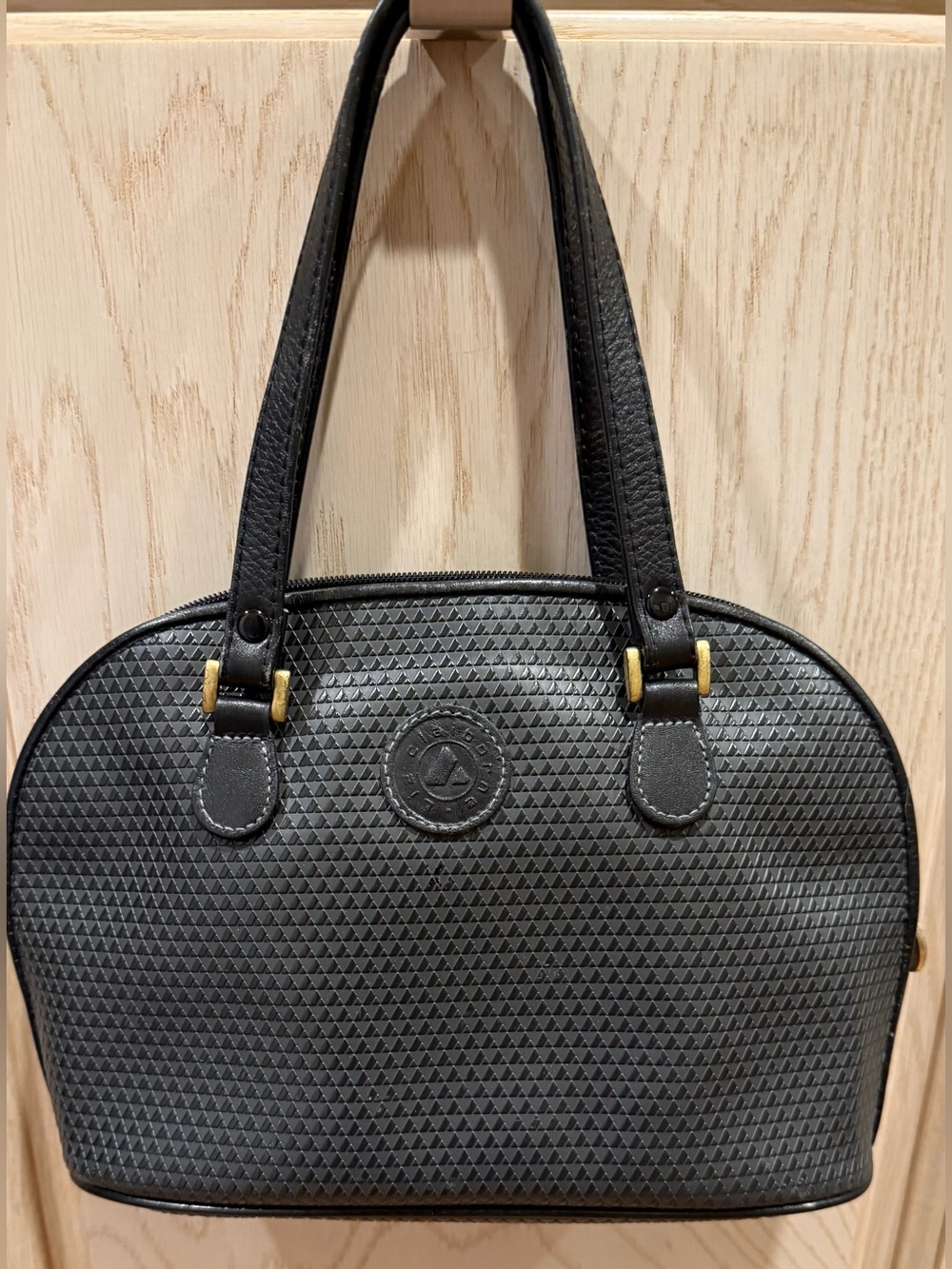 Liz Claiborne Logo Textured Black Dome Handbag